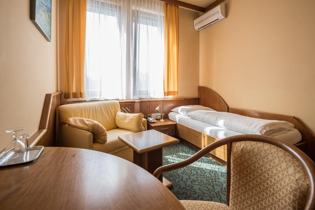 Hotel Eitljörg Wien Exteriör bild